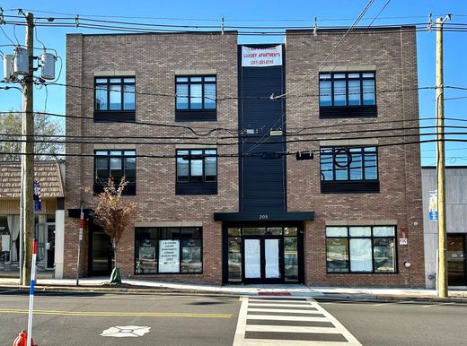 Apartment in Lyndhurst, Bergen County