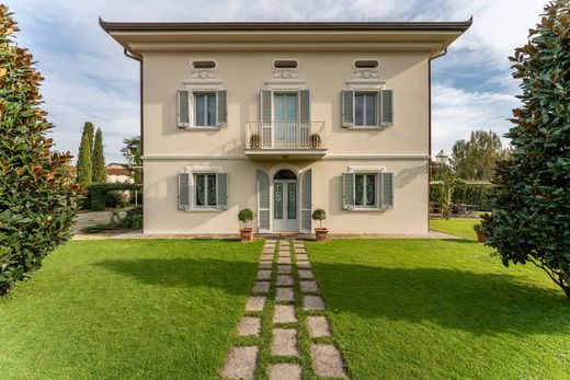 Einfamilienhaus in Capannori, Provincia di Lucca