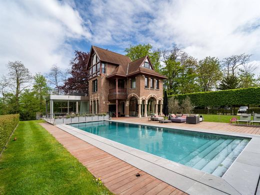 بيت مستقل ﻓﻲ Uccle, Bruxelles-Capitale