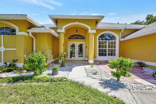 Detached House in Palm Beach Gardens, Palm Beach