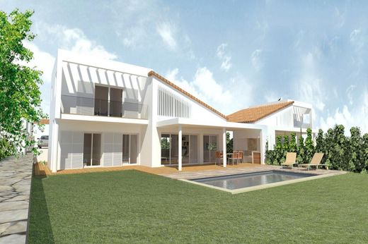 Detached House in Mercadal, Province of Balearic Islands
