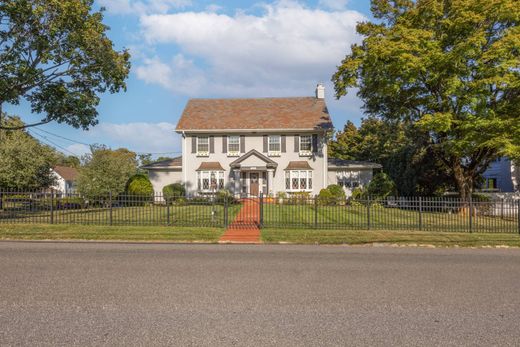 Detached House in New Rochelle, Westchester County