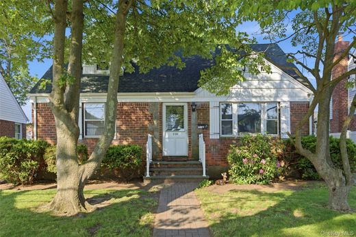 Casa Unifamiliare a Valley Stream, Nassau County
