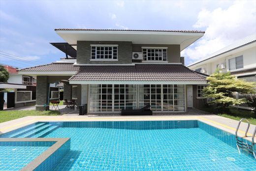 Villa en Bang Lamung, Changwat Chon Buri