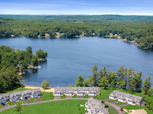 Apartment in Sandown, Rockingham County