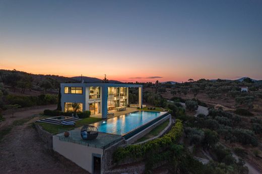 Detached House in Mytilene, Lesbos