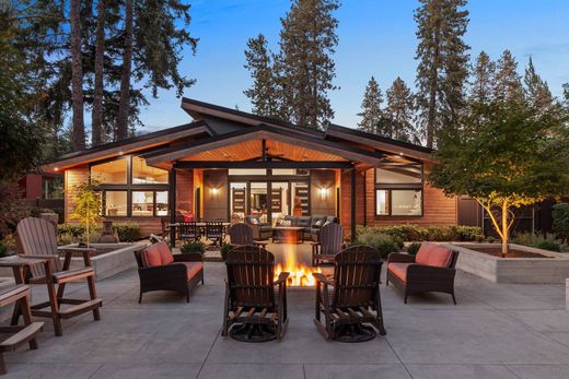 Detached House in Hayden Lake, Kootenai County