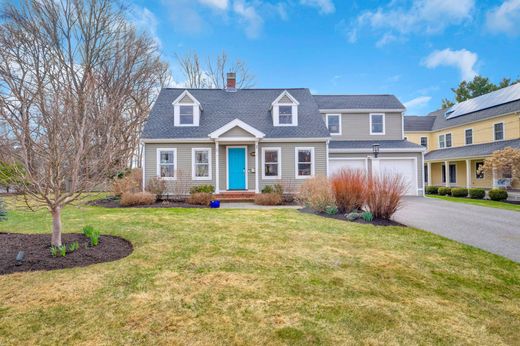 Detached House in Lexington, Middlesex County