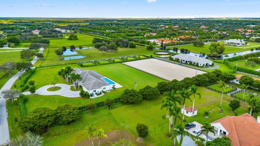 Detached House in Wellington, Palm Beach