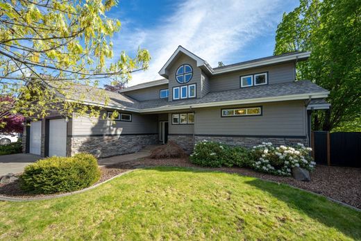 Detached House in Hayden, Kootenai County