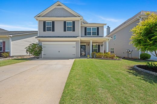 Detached House in Ball Ground, Cherokee County