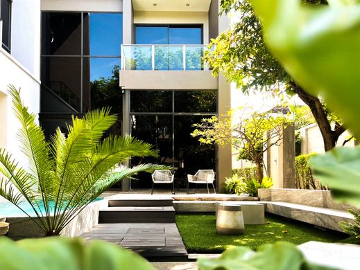 Detached House in Lak Si, Bangkok