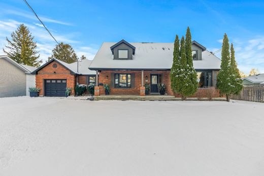 Collingwood, Ontarioの一戸建て住宅