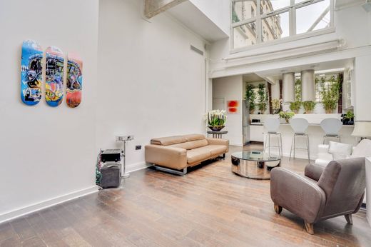 Apartment / Etagenwohnung in Montmartre, Abbesses, Grandes-Carrières, Paris
