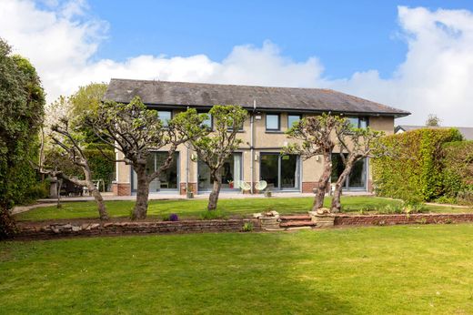 Detached House in Dublin, Dublin City