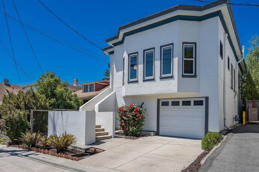 Vrijstaand huis in Oakland, Alameda County