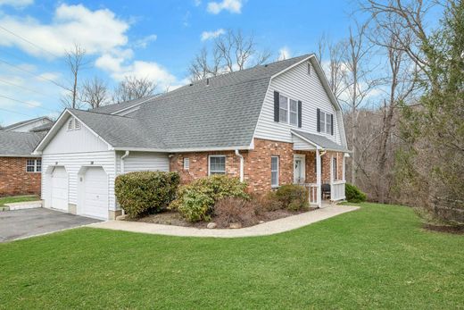 Townhouse - Chatham, Morris County