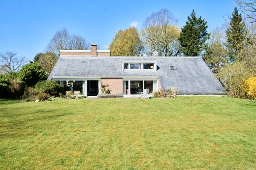 Частный Дом, Villeneuve-d'Ascq, North