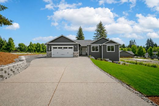 Detached House in Onalaska, Lewis County