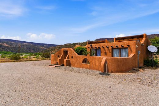 Casa Unifamiliare a Velarde, Rio Arriba County