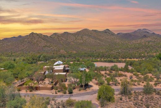 Vrijstaand huis in Cave Creek, Maricopa County