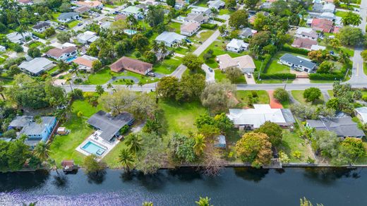 ‏קרקע ב  מיאמי, Miami-Dade County