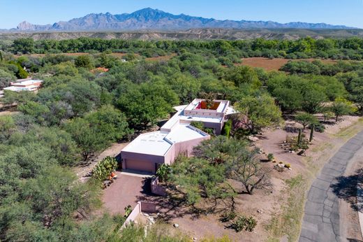 Luxury home in Tubac, Santa Cruz County