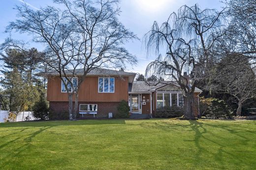 Detached House in Rye Brook, Westchester County