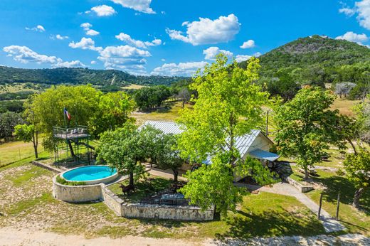 Propriété de campagne à Medina, Comté de Bandera
