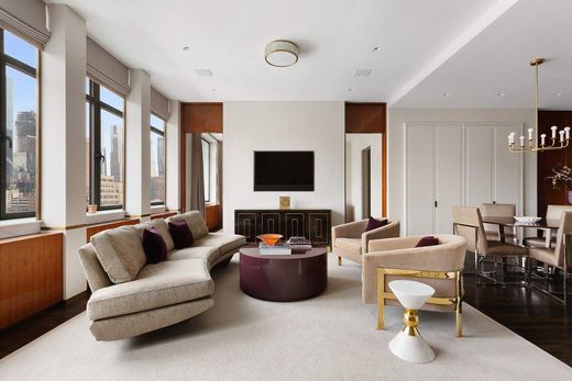 Residential complexes in New York