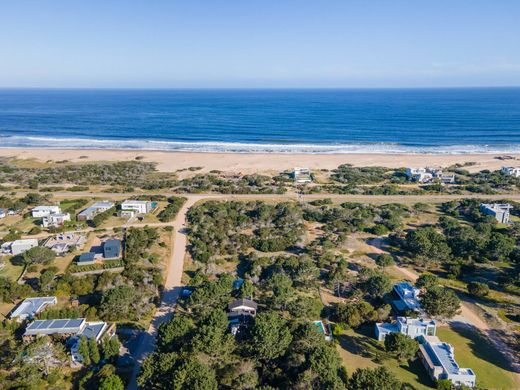 Land in José Ignacio, Garzón