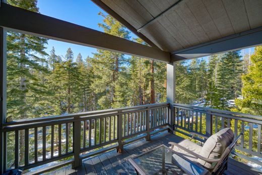 Casa Unifamiliare a Tahoma, Placer County