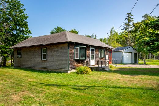 Detached House in Mount Desert, Hancock County