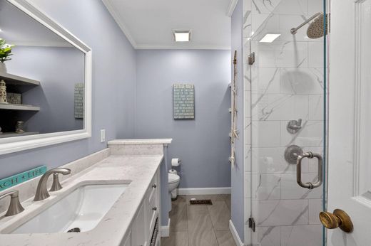 Apartment in Cedarville, Plymouth County