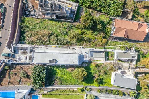 단독 저택 / Calheta, Madeira