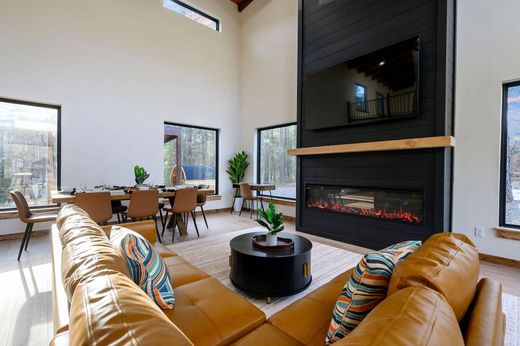 Luxury home in Fairplay, Park County