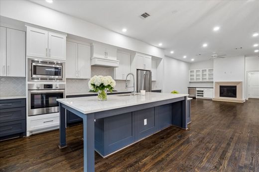 Detached House in Houston, Harris County