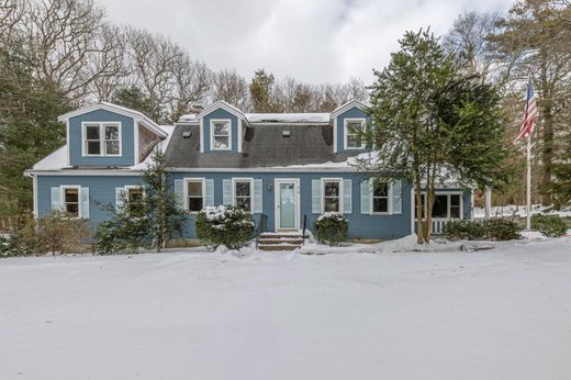 Detached House in Pocasset, Barnstable County