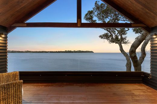 Detached House in Auckland