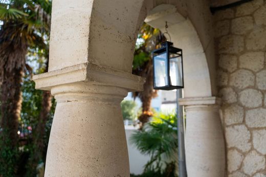 Casa di lusso a Saint-Sulpice-de-Royan, Charente-Maritime