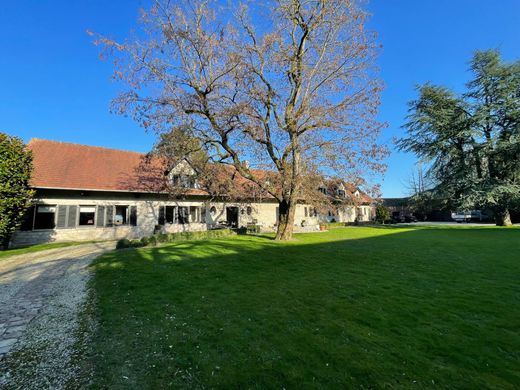 Detached House in Arras, Pas-de-Calais
