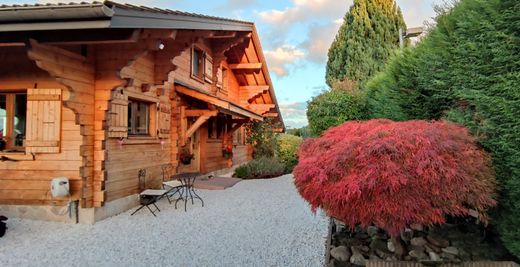 Évian-les-Bains, Haute-Savoieの一戸建て住宅