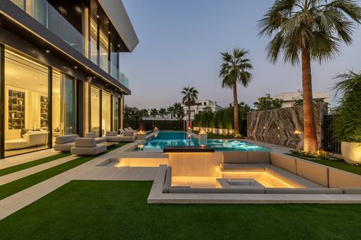 Престижная вилла 1393 в продажа, Дубай, ОАЭ - 132087388 - LuxuryEstate.com