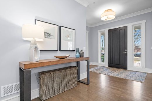 Частный Дом, River Forest, Cook County