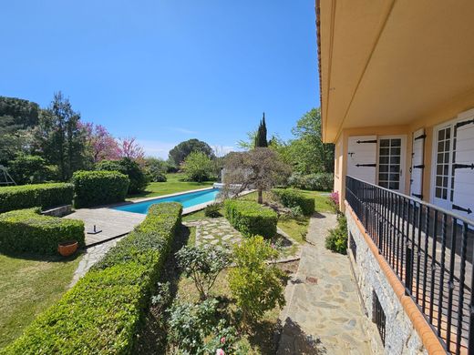 Detached House in Perpignan, Pyrénées-Orientales
