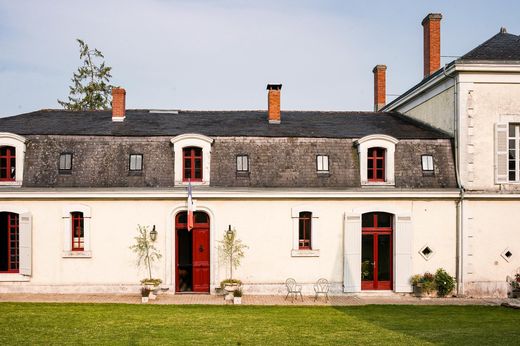 Villa multifamiliale à Montagrier, Dordogne