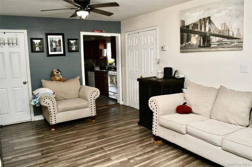 Casa Unifamiliare a Staten Island, Richmond County