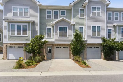 Townhouse in Wilmington, New Hanover County