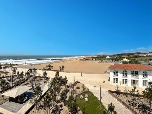 Apartment in Anglet, Pyrénées-Atlantiques