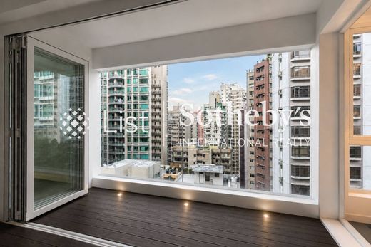 Apartment / Etagenwohnung in Hongkong, Central and Western District